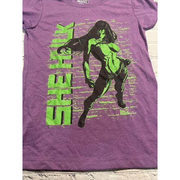 Marvel Classic Really Green She Hulk Girls Short Sleeve Tee Shirt Large (10/12) - Picture 3 of 6